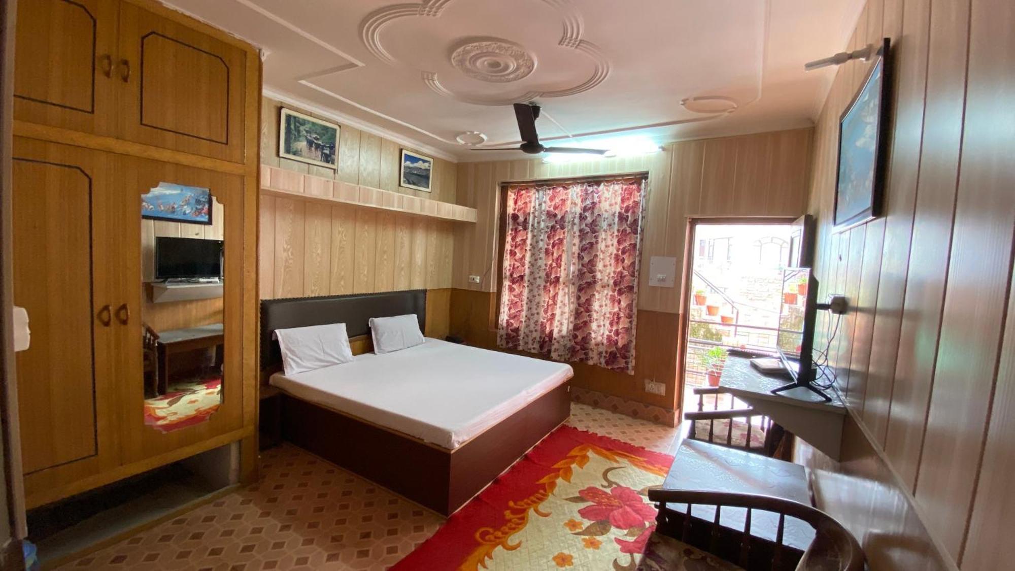 Hotel Ekant Lodge McLeod Ganj Exterior foto