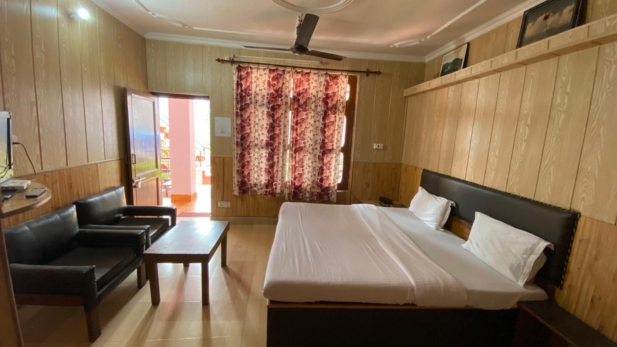 Hotel Ekant Lodge McLeod Ganj Exterior foto